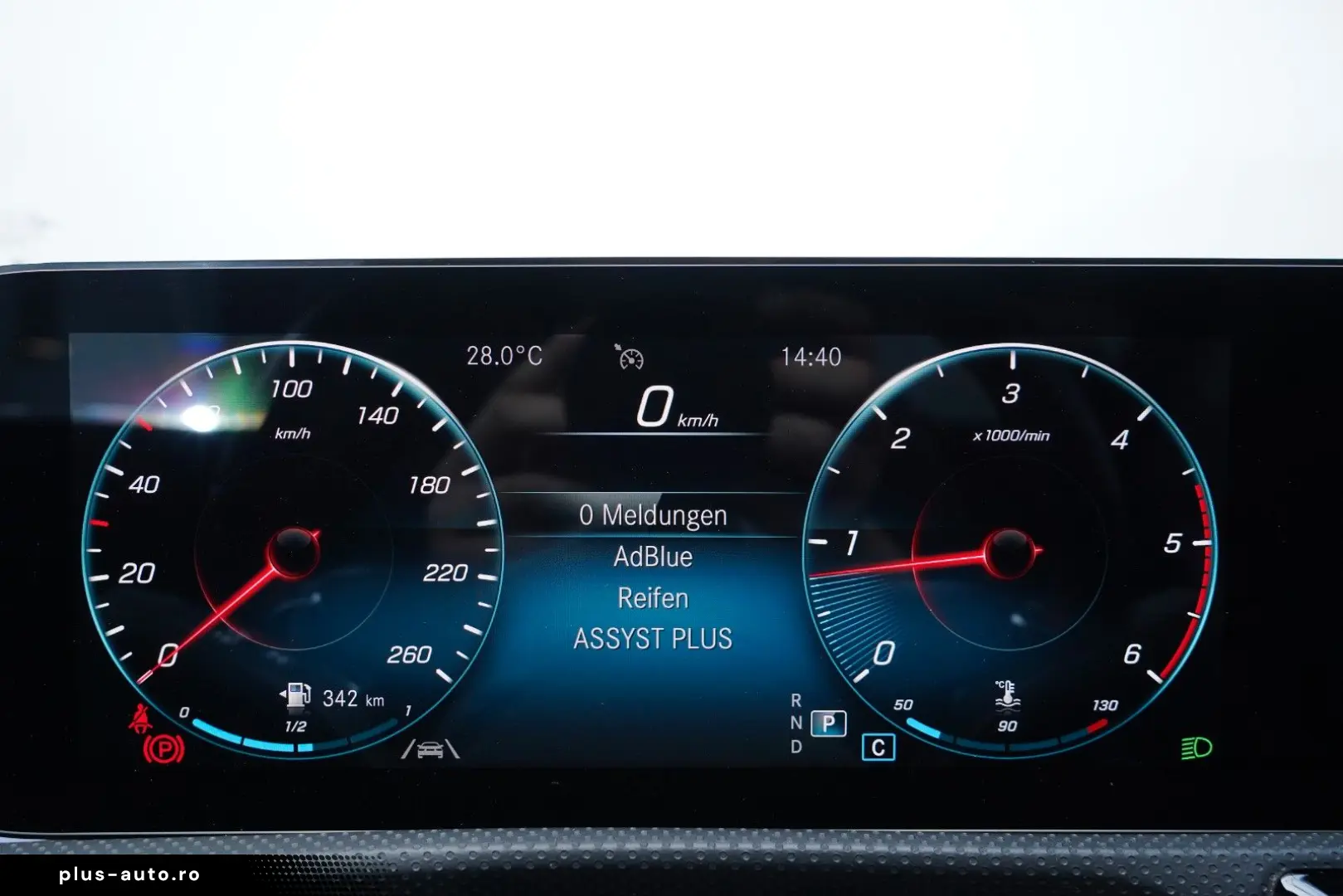 MERCEDES-BENZ CLA 180 3xAMG PANO MEM MBEAM KEYLESS