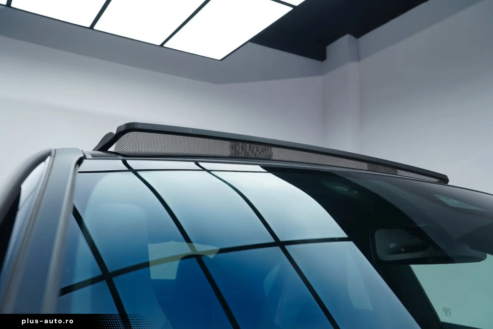 MERCEDES-BENZ CLA 180 3xAMG PANO MEM MBEAM KEYLESS