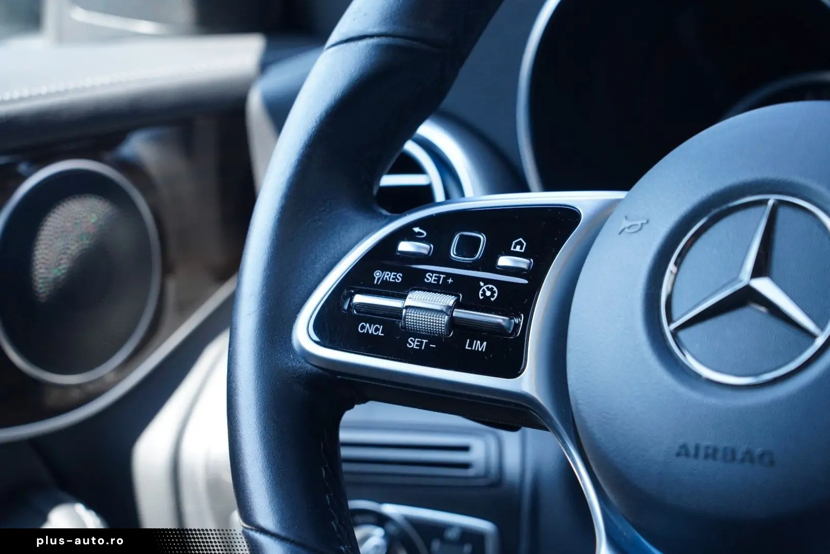 MERCEDES-BENZ GLC 220 d 4Matic AMG-Line Distr Led