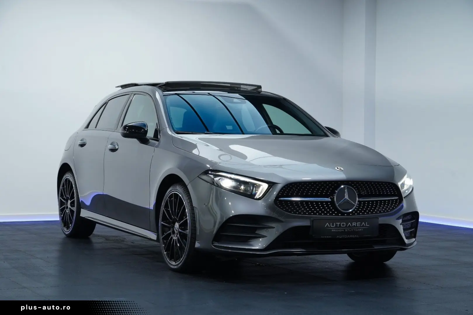 MERCEDES-BENZ A 250 e 3xAMG Hybrid Pano 8G Night KeyGo Distr