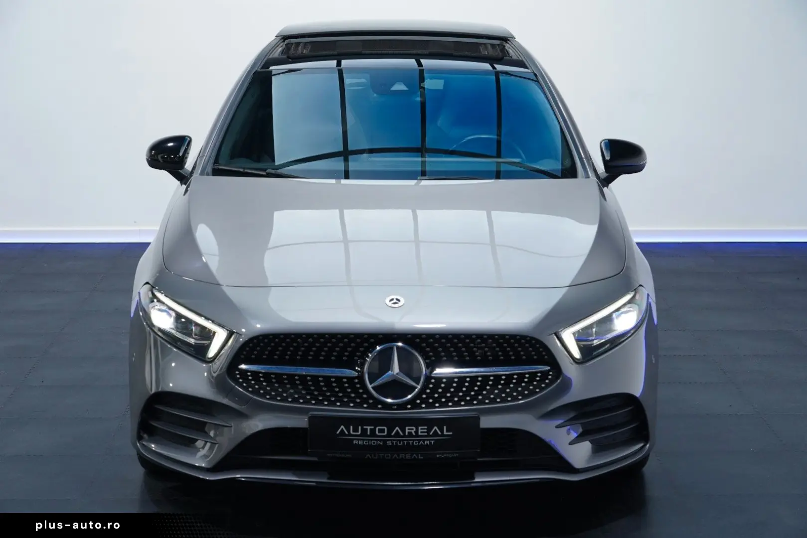 MERCEDES-BENZ A 250e 3xAMG Hybrid Pano Night KeyGo Distr