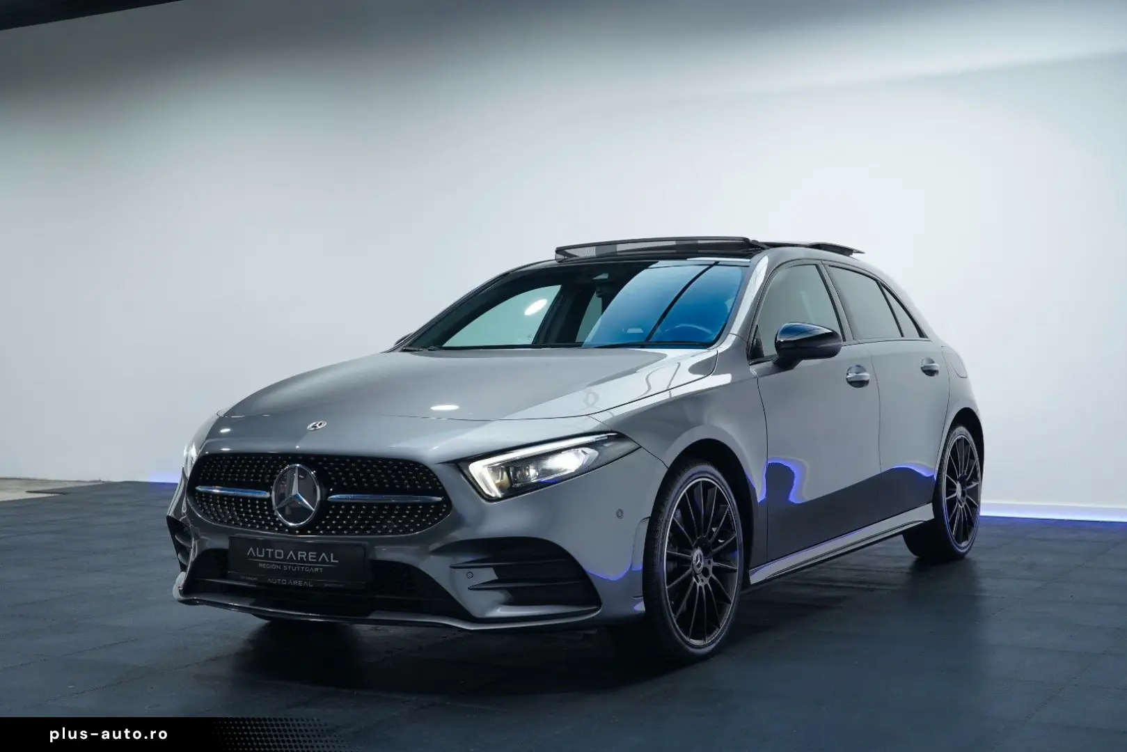 MERCEDES-BENZ A 250e 3xAMG Hybrid Pano Night KeyGo Distr