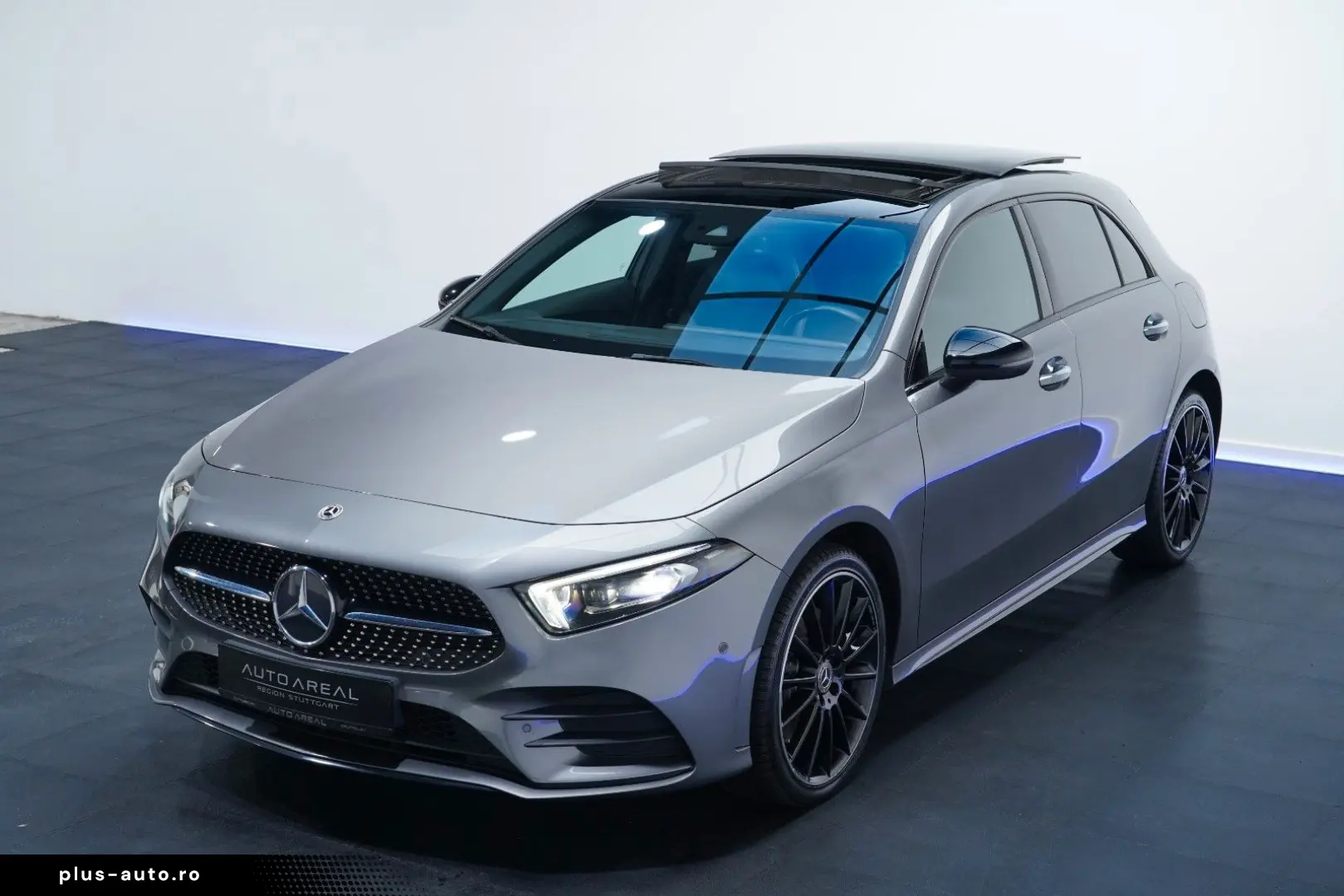 MERCEDES-BENZ A 250e 3xAMG Hybrid Pano Night KeyGo Distr
