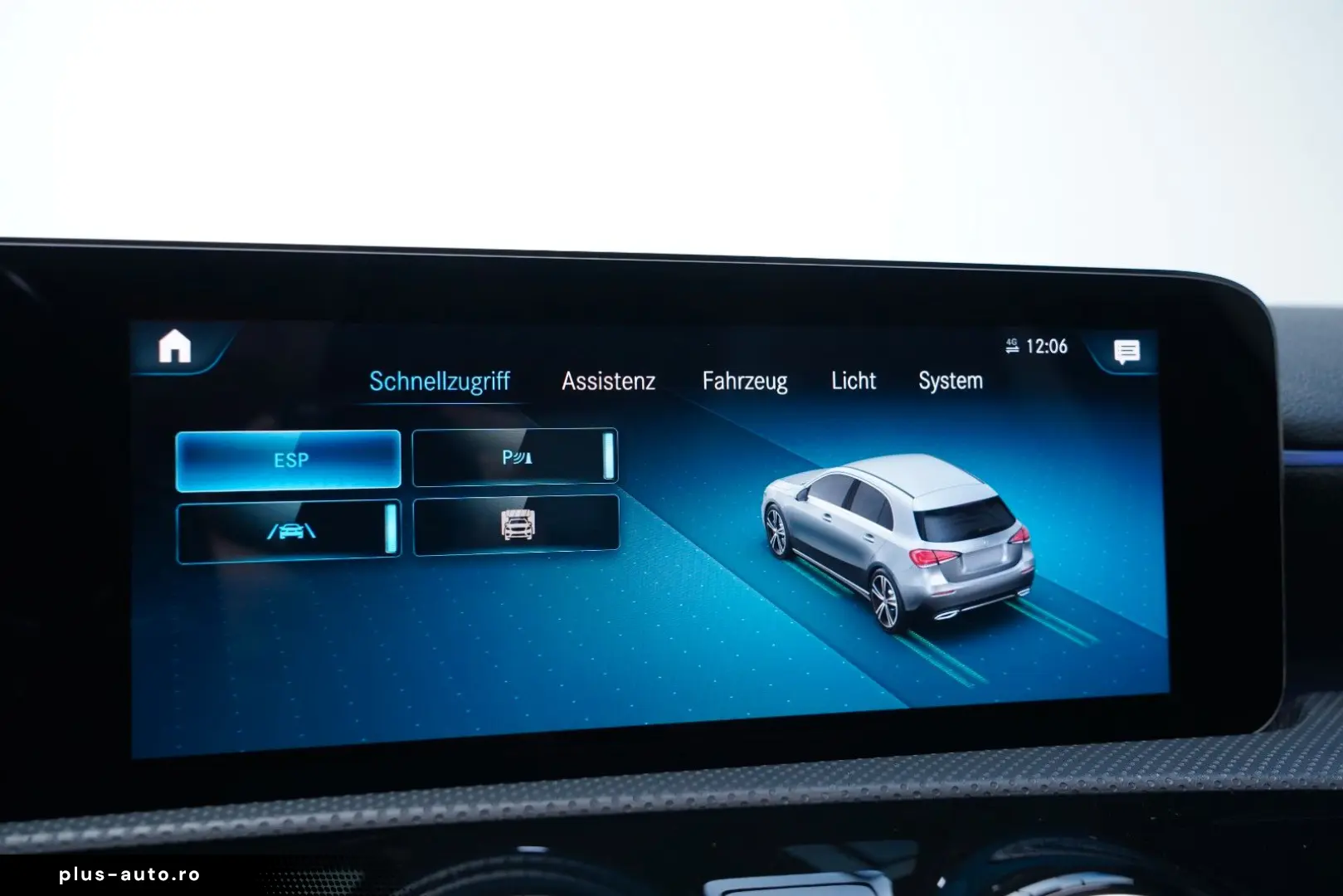MERCEDES-BENZ A 250e 3xAMG Hybrid Pano Night KeyGo Distr