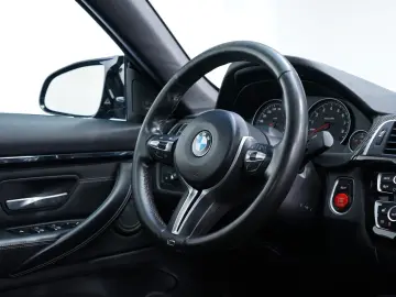 BMW M4 Competition Cabrio LED 20  360