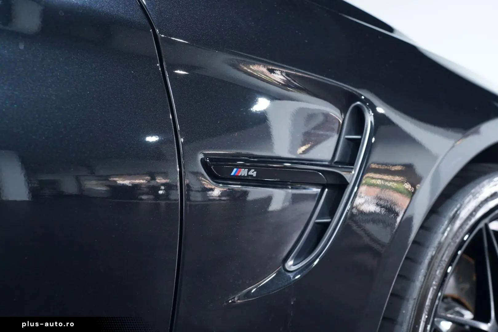 BMW M4 Competition Cabrio LED 20  360
