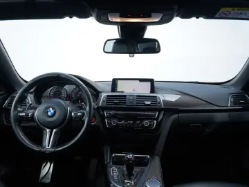 BMW M4 Competition Cabrio LED 20  360