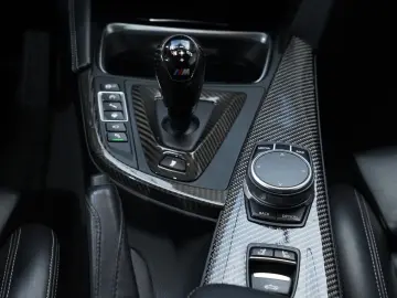 BMW M4 Competition Cabrio LED 20  360