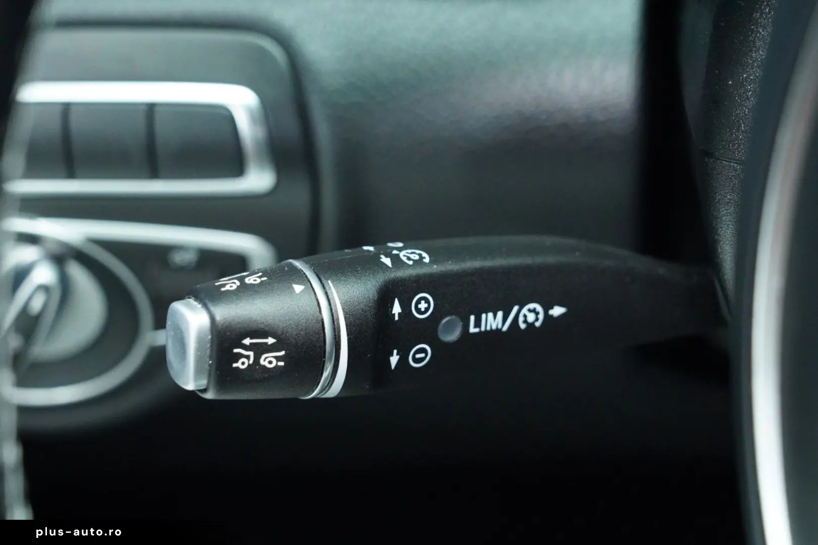 MERCEDES-BENZ V 250d 4M Lang Edition 9G LED DIST 6SITZER