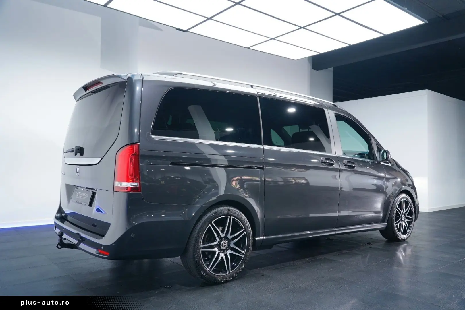 MERCEDES-BENZ V 300 d Avantgarde Edition AMG Line