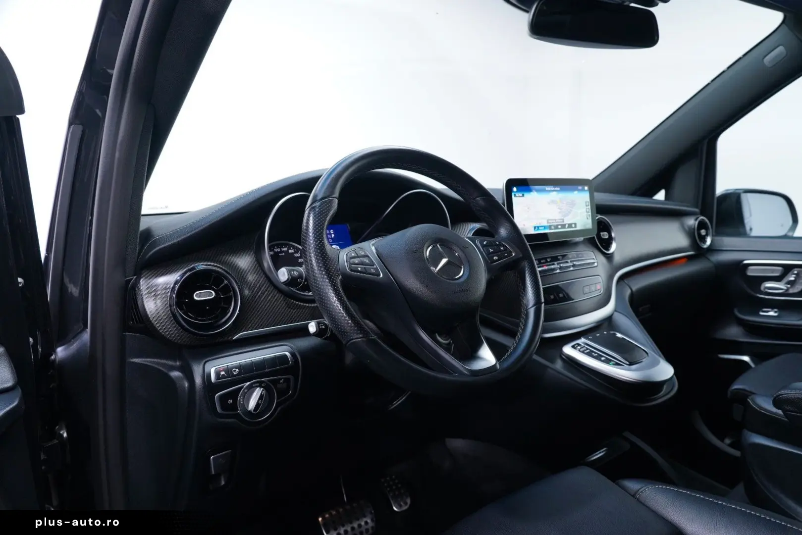 MERCEDES-BENZ V 300 d Avantgarde Edition AMG Line