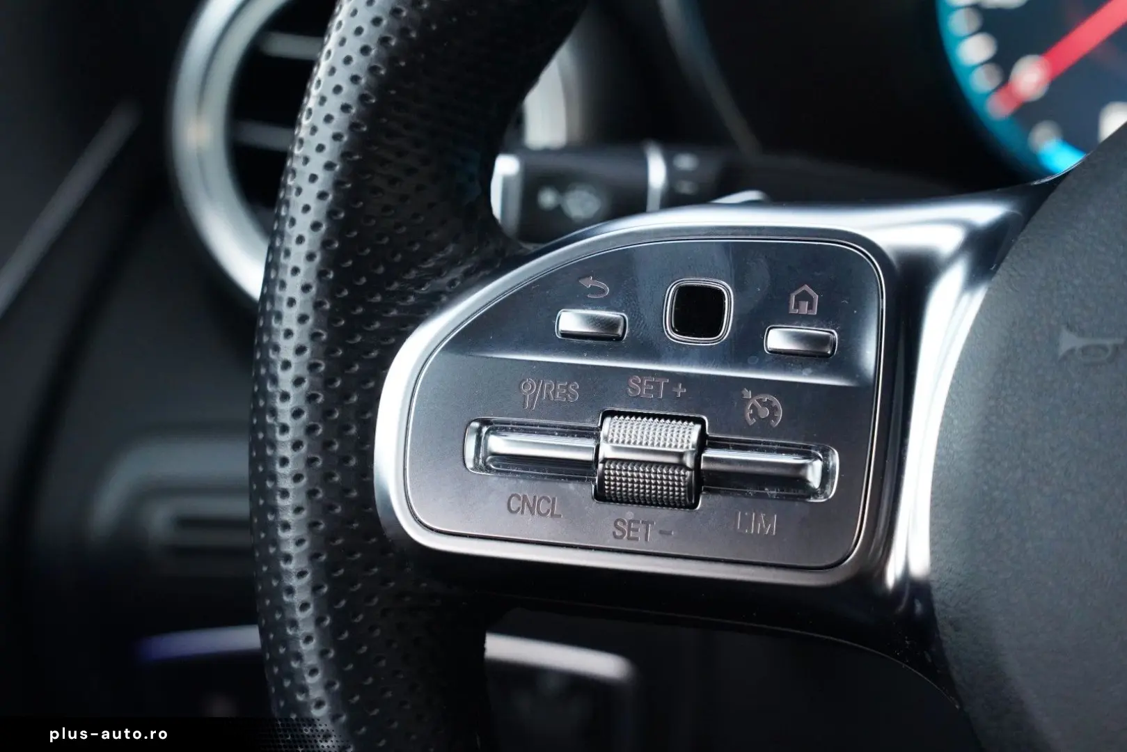 MERCEDES GLC 300 de 4M Coupé 3xAMG MBEAM 9G MEMORY