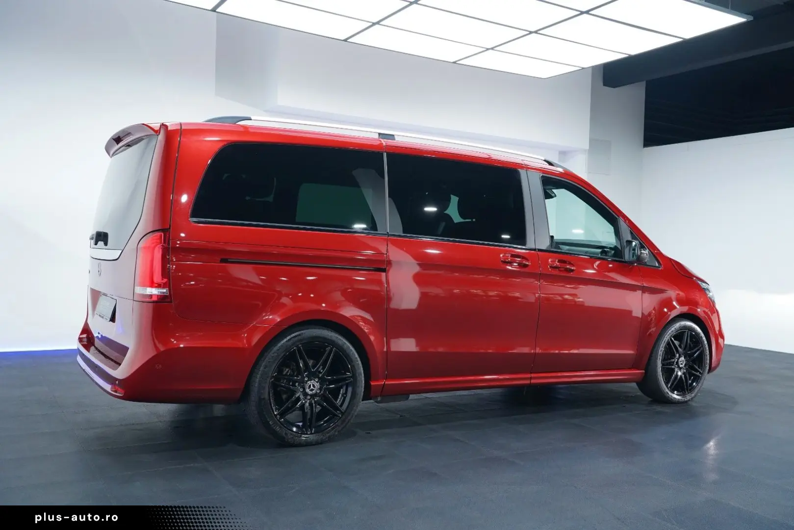 MERCEDES-BENZ V 300D AMG 9G Burmester® 360  Distro