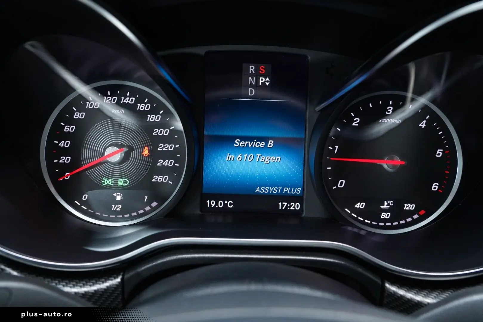 MERCEDES-BENZ V 300D AMG 9G Burmester® 360  Distro