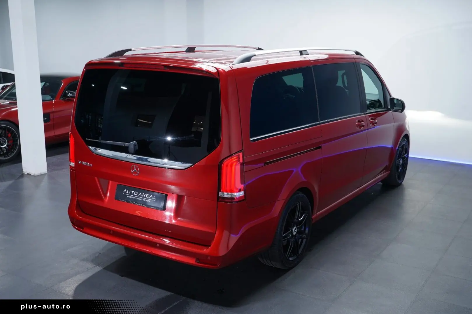 MERCEDES-BENZ V 300D AMG 9G Burmester® 360  Distro