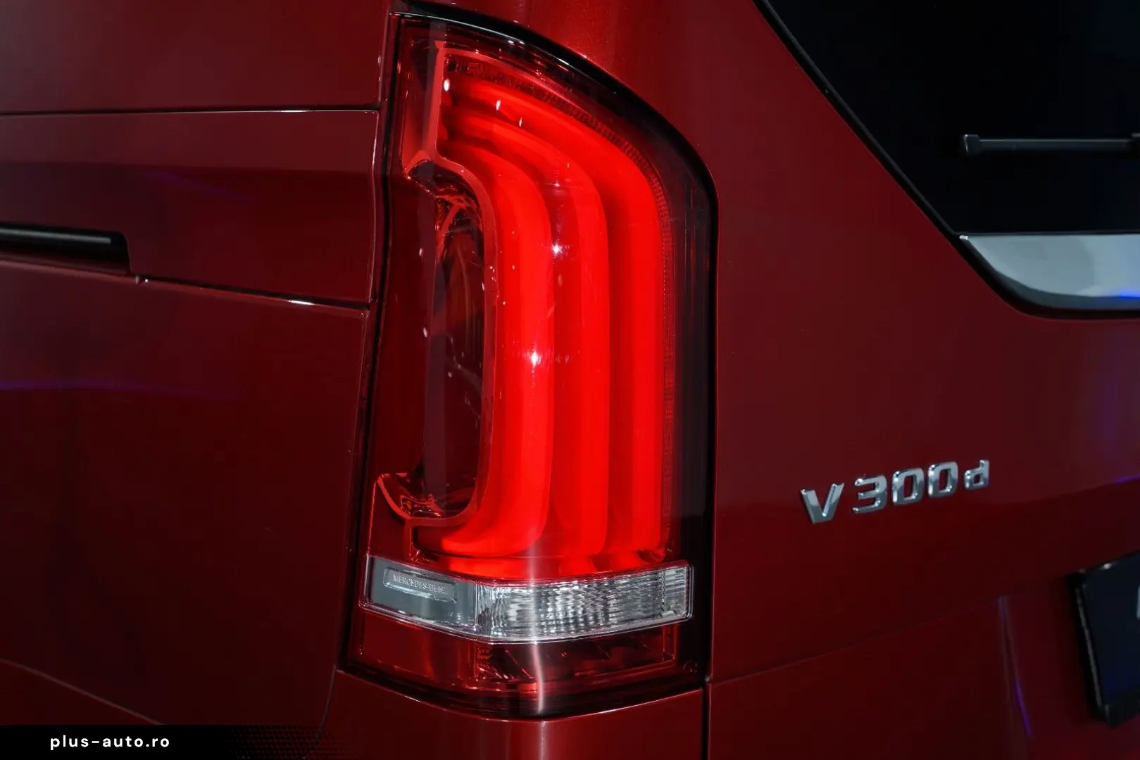 MERCEDES-BENZ V 300D AMG 9G Burmester® 360  Distro