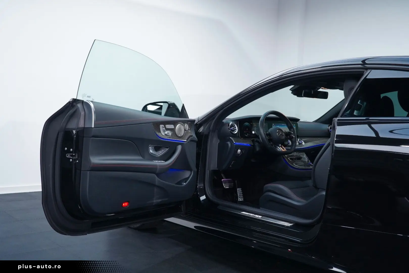 MERCEDES-BENZ E 53 AMG Coupé BURMESTER® AIRMATIC PANO
