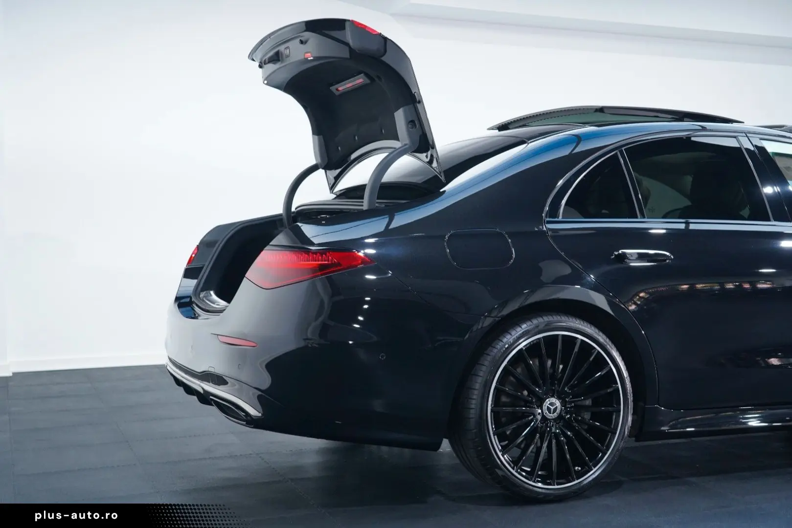 MERCEDES-BENZ S 400 d 4Matic 3xAMG PANO BURM 360