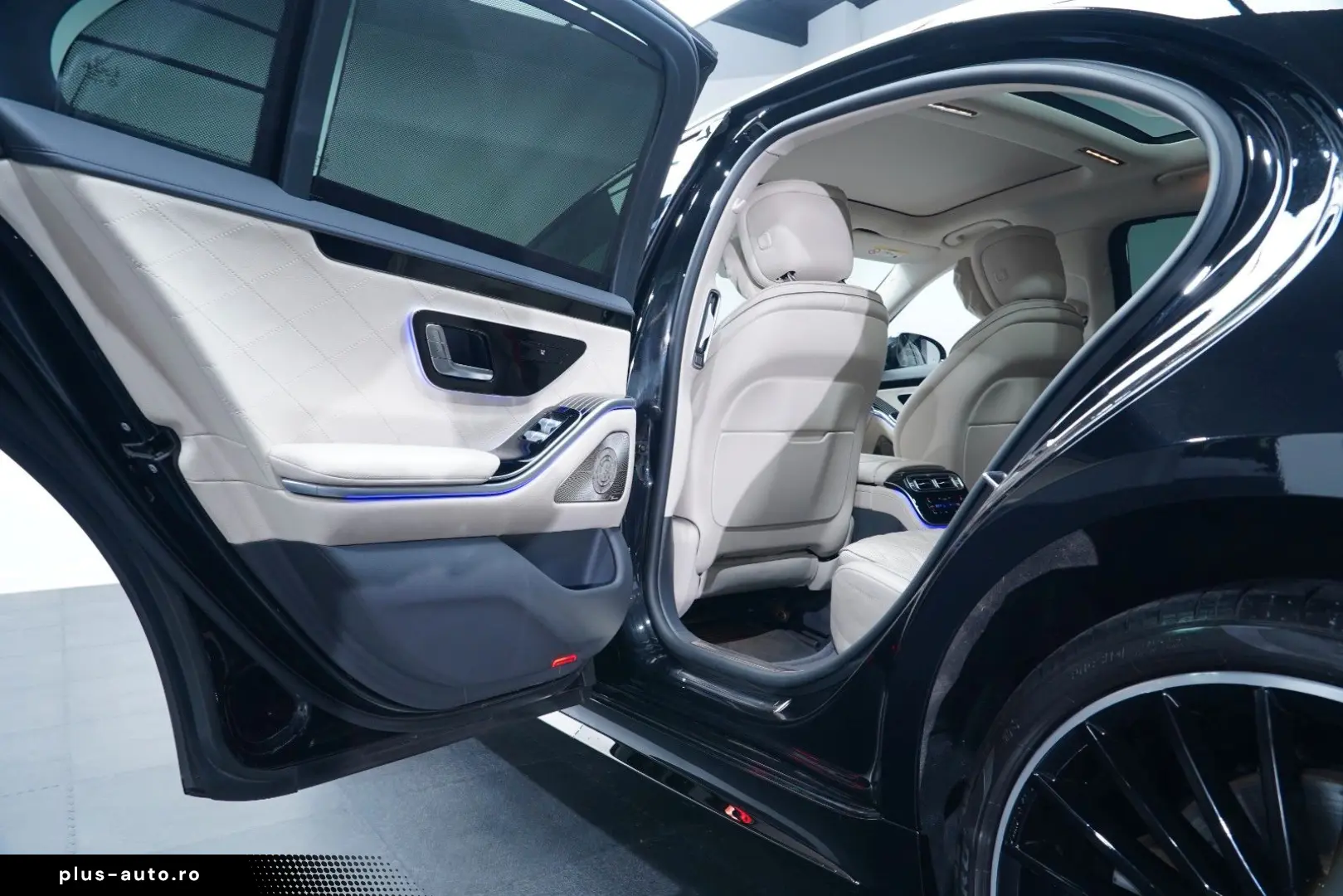 MERCEDES-BENZ S 400 d 4Matic 3xAMG PANO BURM 360
