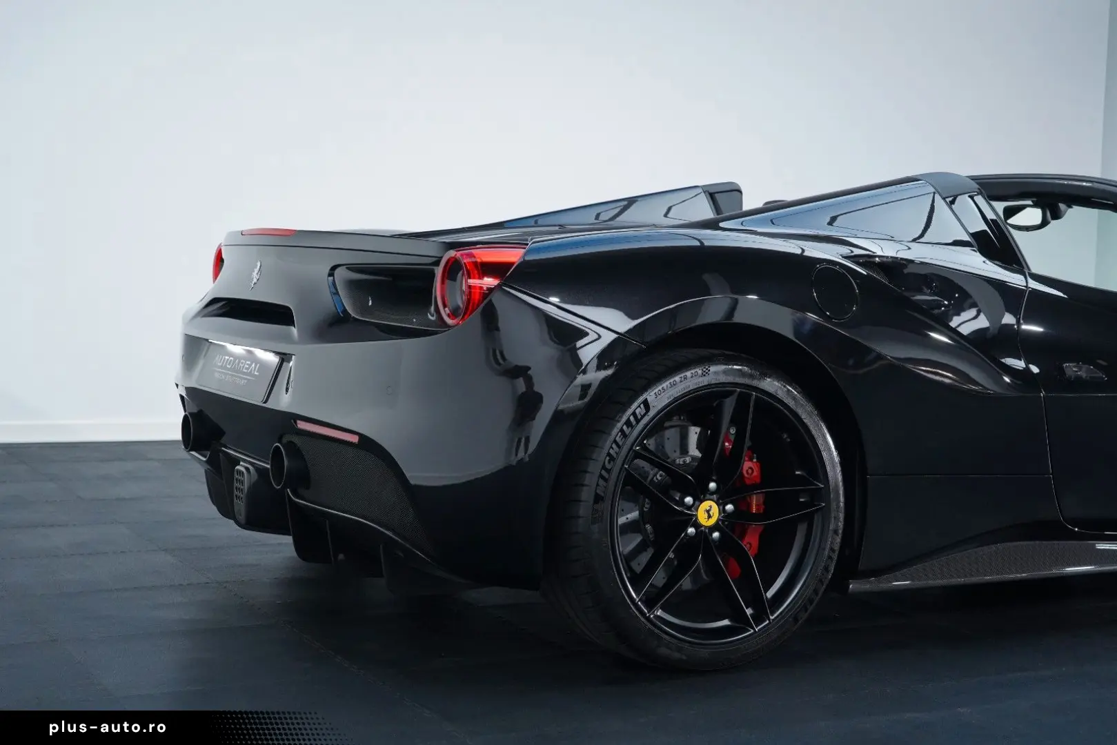 FERRARI 488 Spider JBL LIFT CARBON SPORTSITZ