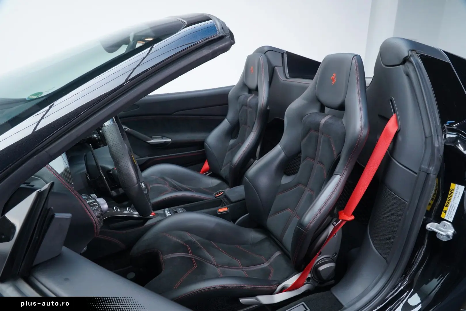 FERRARI 488 Spider JBL LIFT CARBON SPORTSITZ