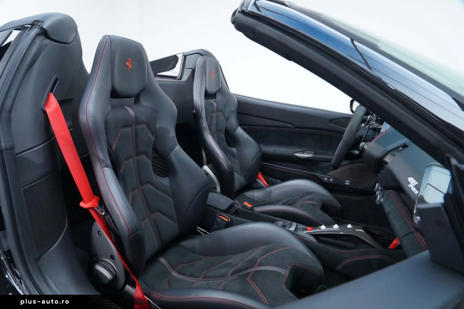 FERRARI 488 Spider JBL LIFT CARBON SPORTSITZ