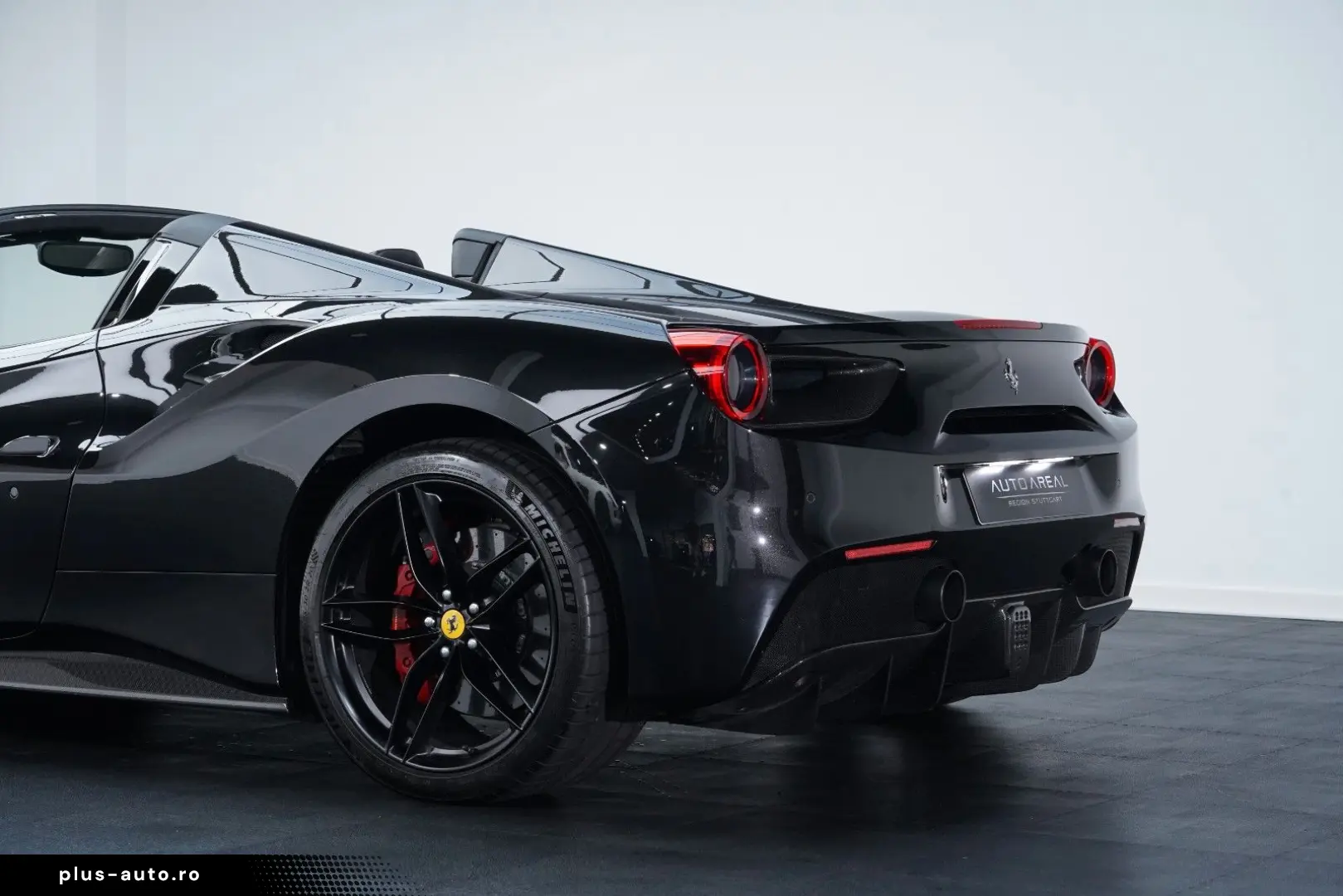 FERRARI 488 Spider JBL LIFT CARBON SPORTSITZ