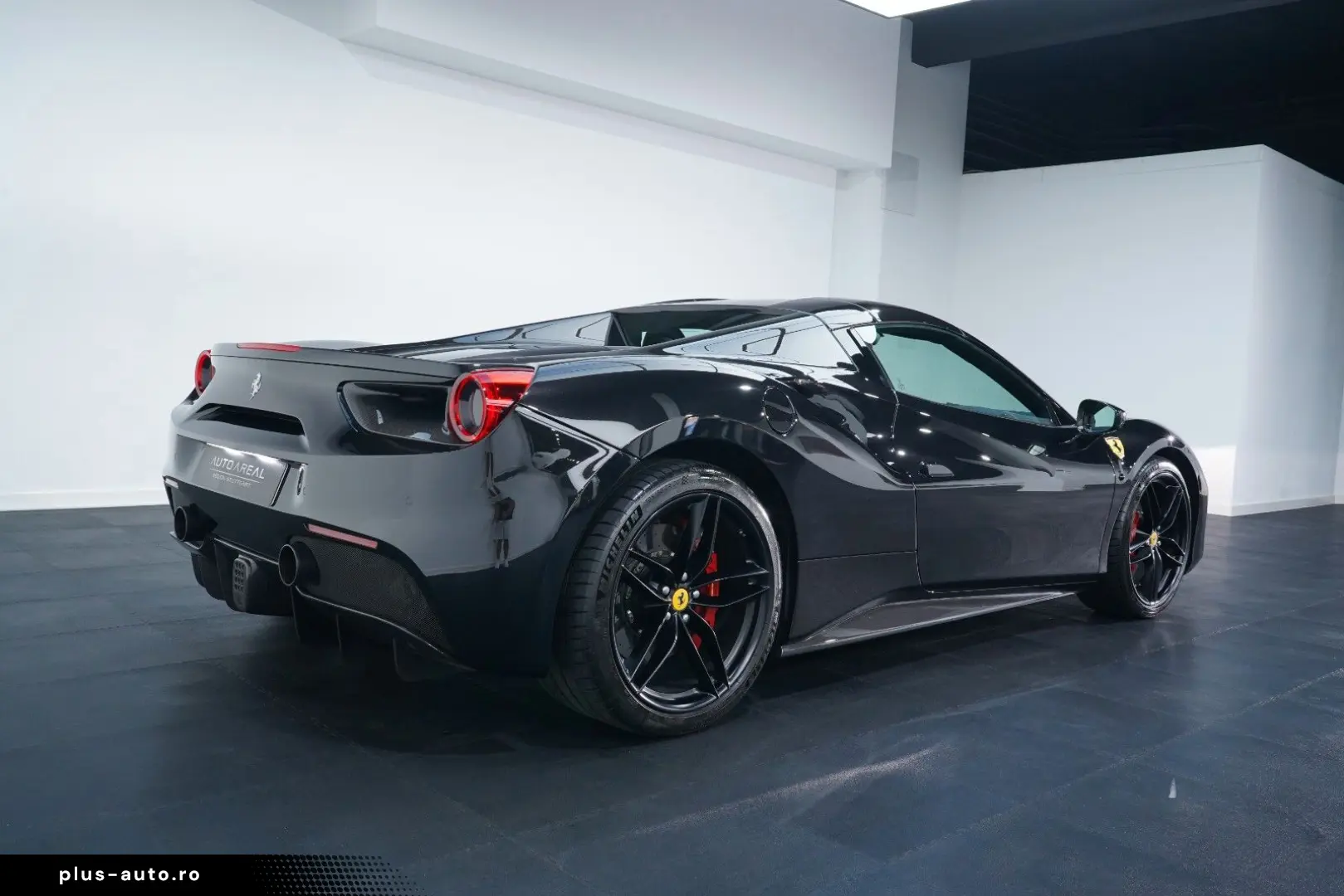 FERRARI 488 Spider JBL LIFT CARBON SPORTSITZ