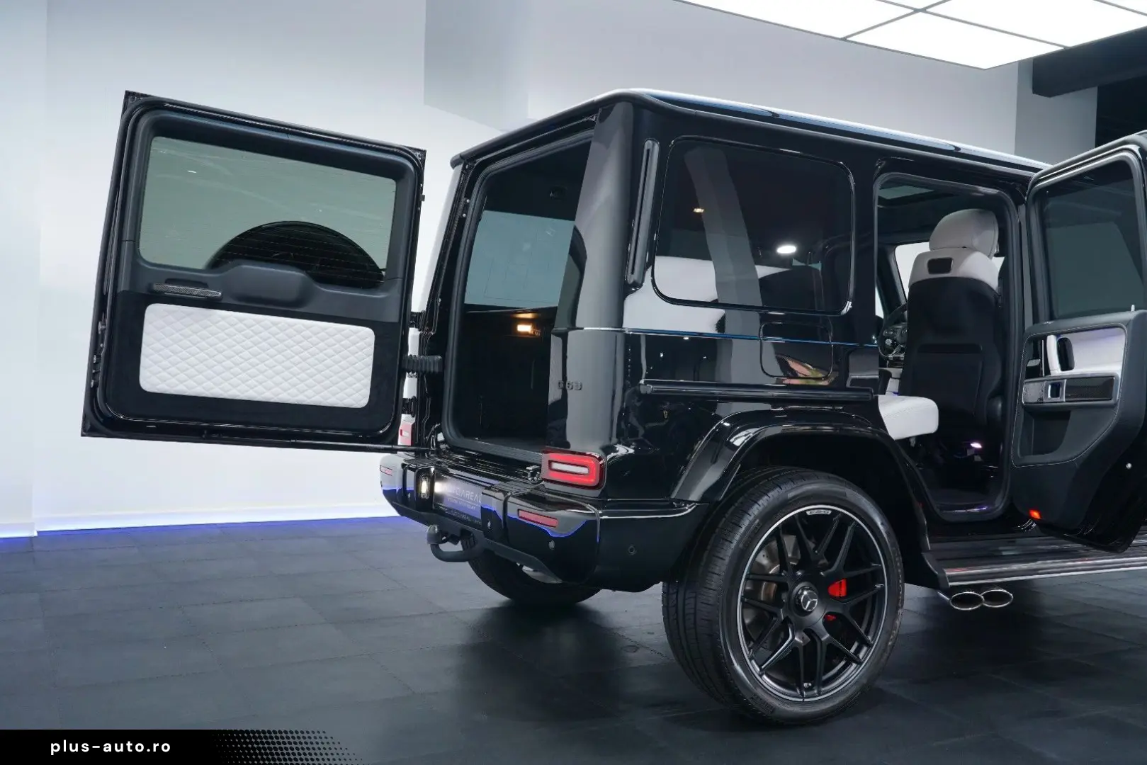 MERCEDES-BENZ AMG G 63 MANUFAKTUR SUPERIOR BURMESTER®3D