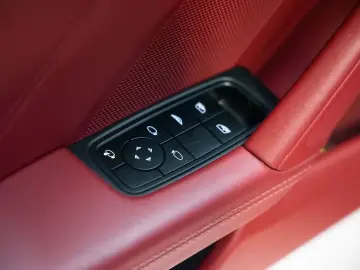 Porsche 911 Targa 4 GTS (992.2) T-Hybrid