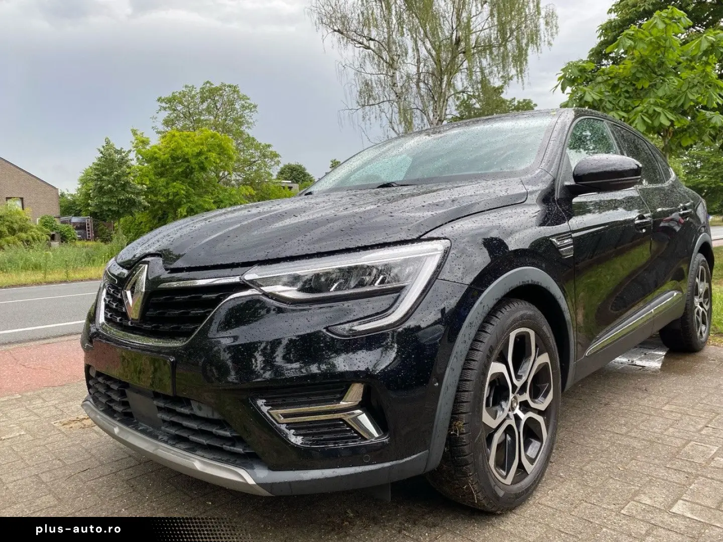 RENAULT Arkana 1.6i HEV E-TECH Bliss AUT CAM LEDER LED