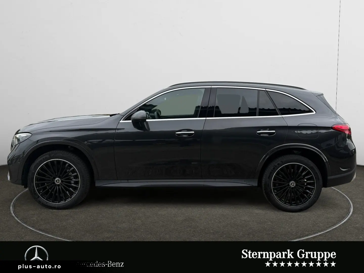 MERCEDES-BENZ GLC 300e 4M AMG HUD Pano Burmest