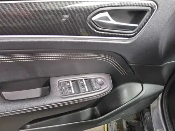 RENAULT Arkana 1.6 E-Tech LED Leder ACC