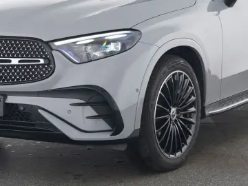 MERCEDES-BENZ GLC 300 4M AMG-Sport 360 Pano Burm AHK