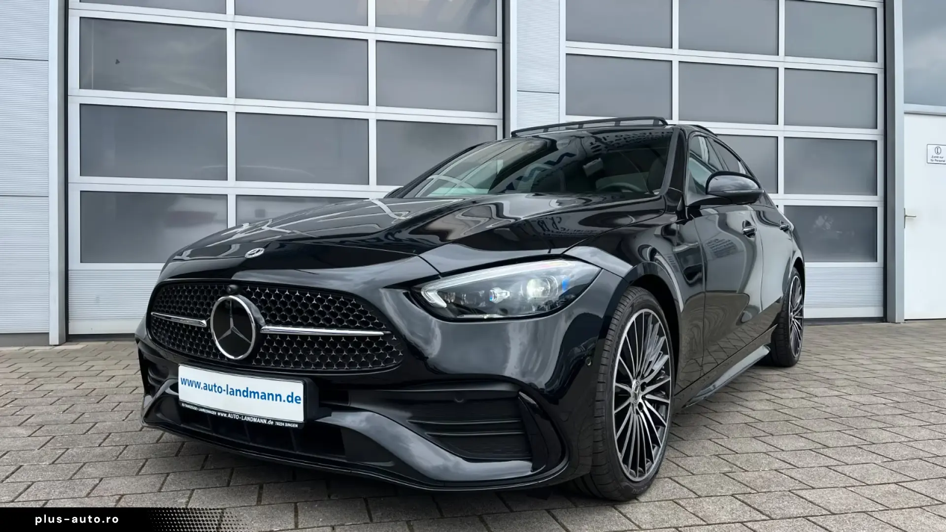 Mercedes-Benz C 300d 4M Limousine AMG PANO LEDER BURMESTER