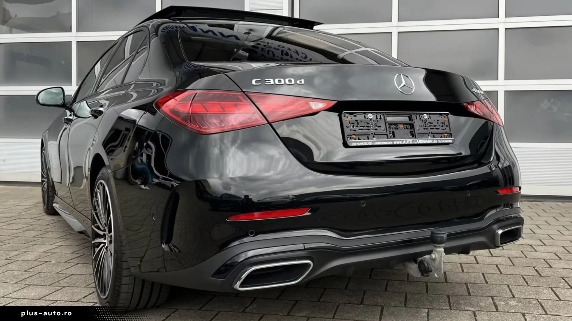 Mercedes-Benz C 300d 4M Limousine AMG PANO LEDER BURMESTER