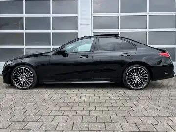 Mercedes-Benz C 300d 4M Limousine AMG PANO LEDER BURMESTER