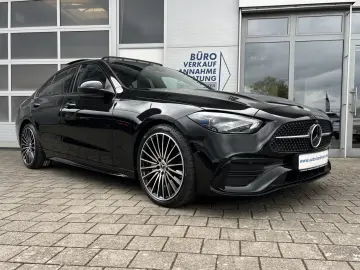 Mercedes-Benz C 300d 4M Limousine AMG PANO LEDER BURMESTER