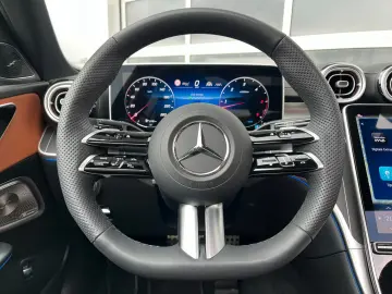 Mercedes-Benz C 300d 4M Limousine AMG PANO LEDER BURMESTER
