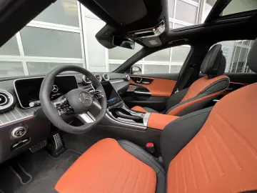 Mercedes-Benz C 300d 4M Limousine AMG PANO LEDER BURMESTER