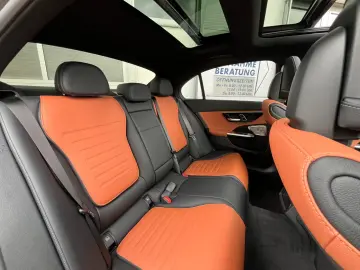 Mercedes-Benz C 300d 4M Limousine AMG PANO LEDER BURMESTER