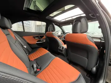 Mercedes-Benz C 300d 4M Limousine AMG PANO LEDER BURMESTER
