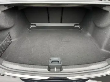 Mercedes-Benz C 300d 4M Limousine AMG PANO LEDER BURMESTER