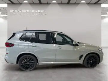 BMW X5 xDrive30d M Sport Standheizung Massage LED
