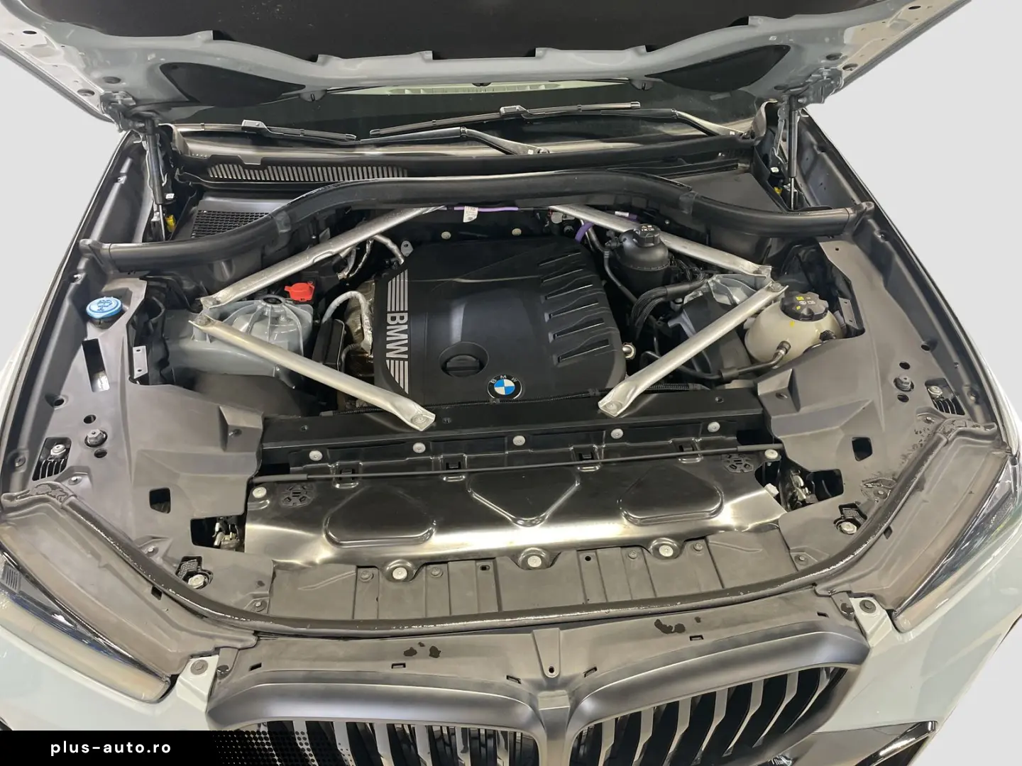 BMW X5 2023 — imagine 12