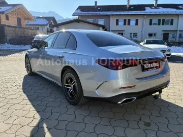 Mercedes-Benz E 220 d 4M LIMO AMG STHZG PANO DIGI AHK MEMORY
