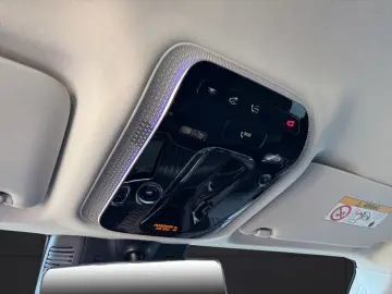 MERCEDES-BENZ GLC 300 e 4M AMG 19 Digital Memory Kamera