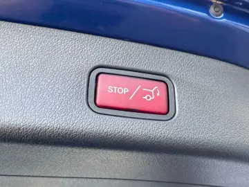 MERCEDES-BENZ GLC 300 e 4M AMG 19 Digital Memory Kamera