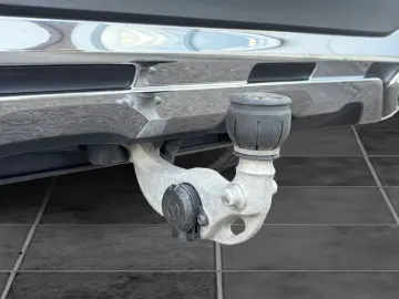 MERCEDES-BENZ GLC 300 e 4M AMG 19 Digital Memory Kamera