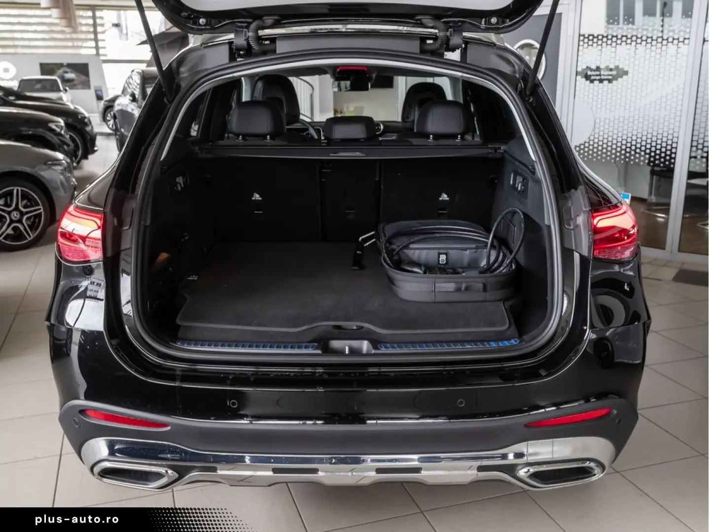 MERCEDES-BENZ GLC 300 e 4M AMG Sport Advanced  Distr. LED